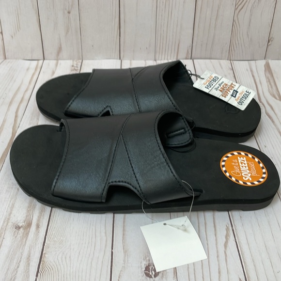 Men's Shoes - Picture 4 of 7